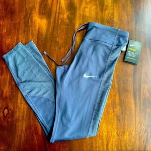 NWT! Nike Dry-Fit Women’s Running Legging, Small
